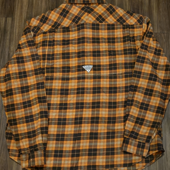 Columbia Men's Orange Plaid Shirt - Picture 3 of 4